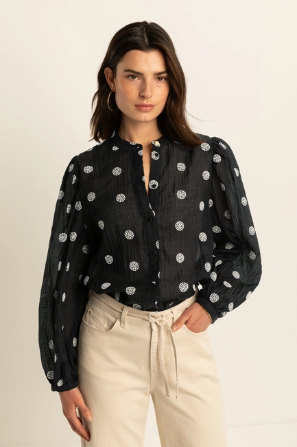 Blouse met geborduurde details