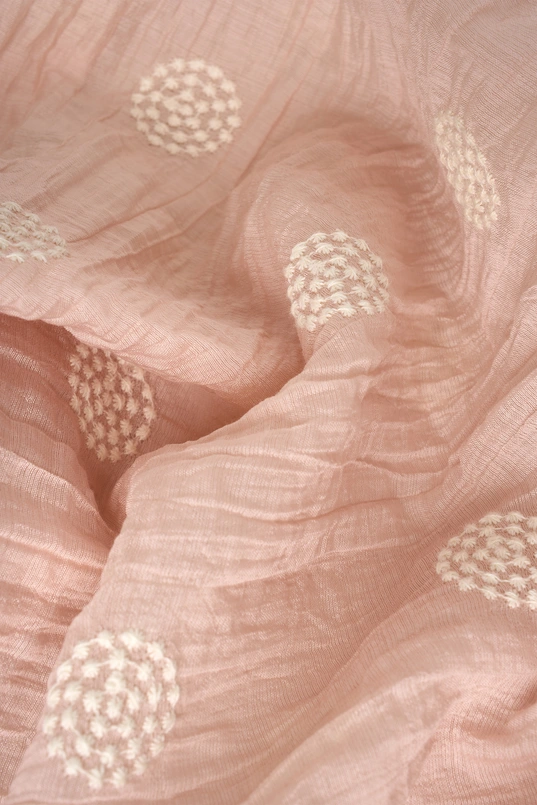 Blouse met geborduurde details