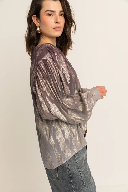 Blouse met metallic print