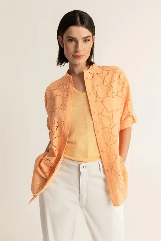 Broderie blouse