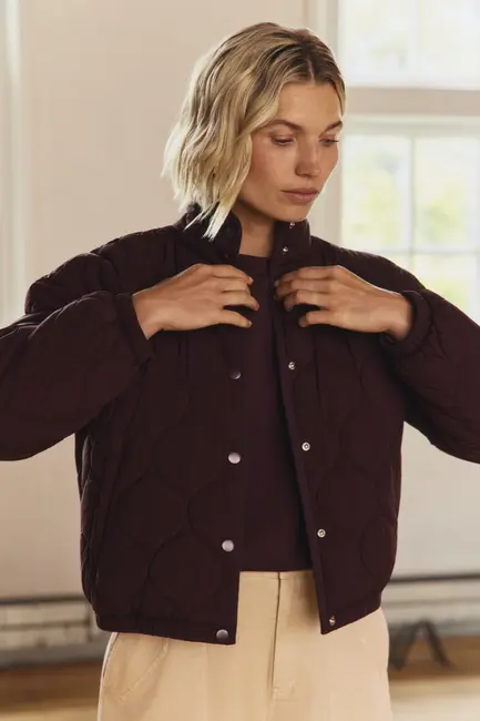 Coat woven stepped