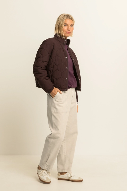 Coat woven stepped
