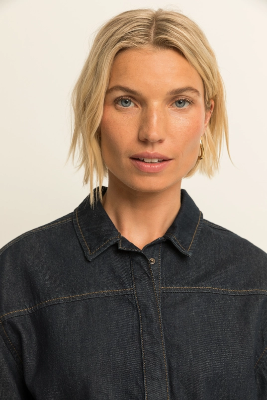 Denim blouse met ceintuur