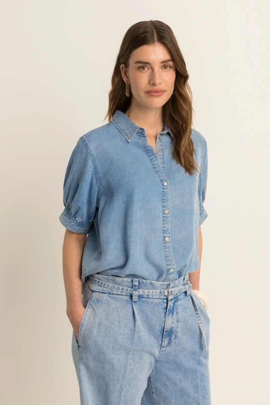 Denim blouse met pofmouwen
