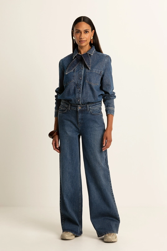 Denim blouse met strikdetail