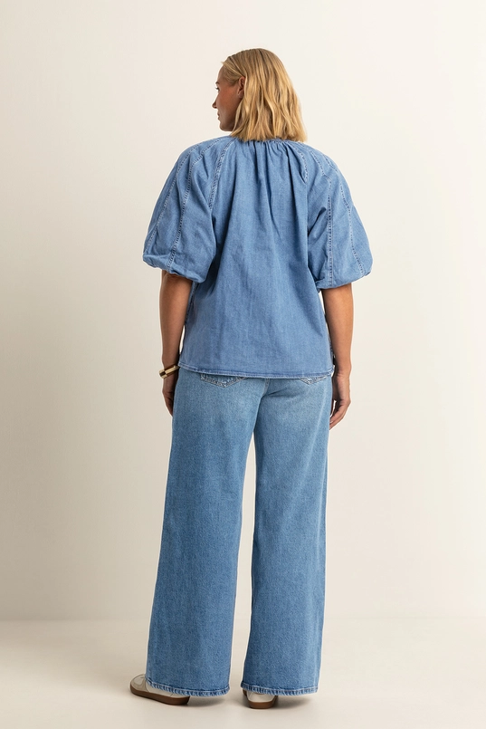 Denim blouse met strikdetail