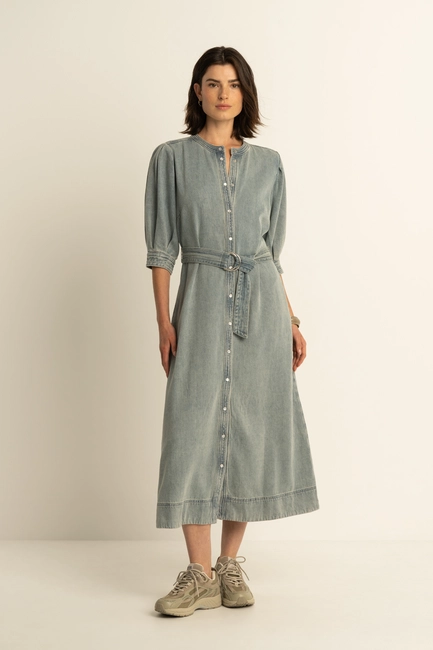 Denim doorknoopjurk
