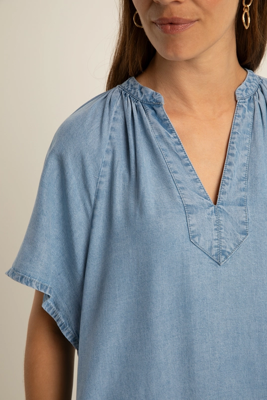 Denim jurk met V-hals