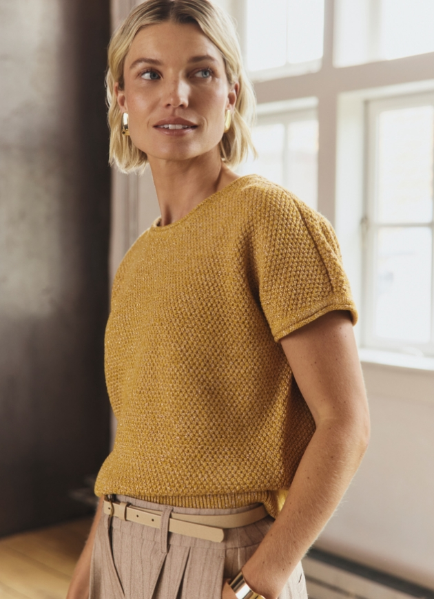 EFFORTLESS STYLE