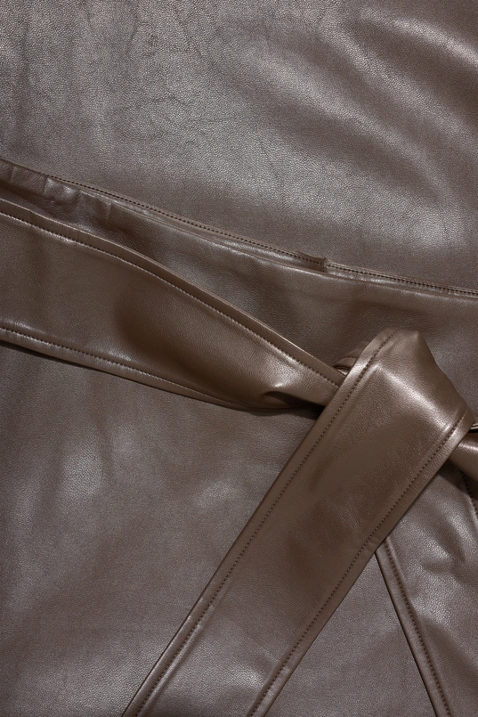 Faux-leather overslag rok