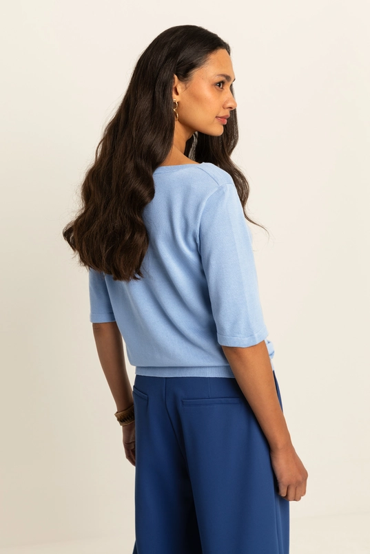 Fijngebreide trui met boothals