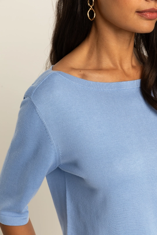 Fijngebreide trui met boothals