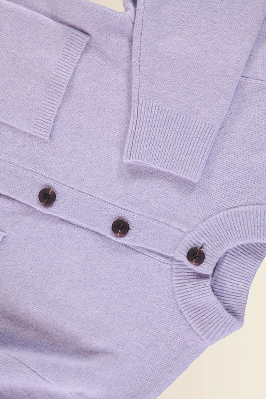 Gebreid vest met knoopsluiting