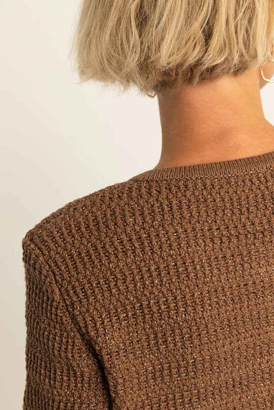 Gebreid vest met knopen