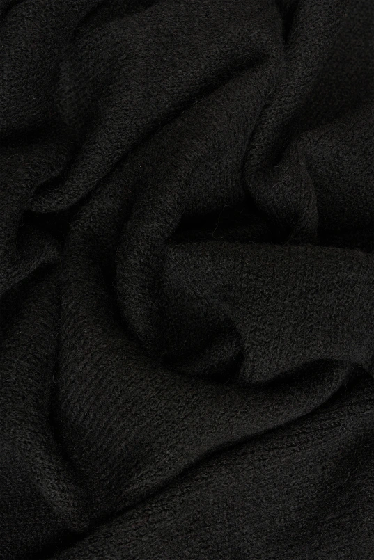 Gebreide driehoekige shawl