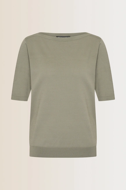 Gebreide trui met boothals