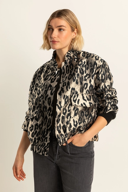 Jaquard jasje met luipaardprint