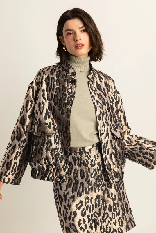 Jaquard jasje met luipaardprint