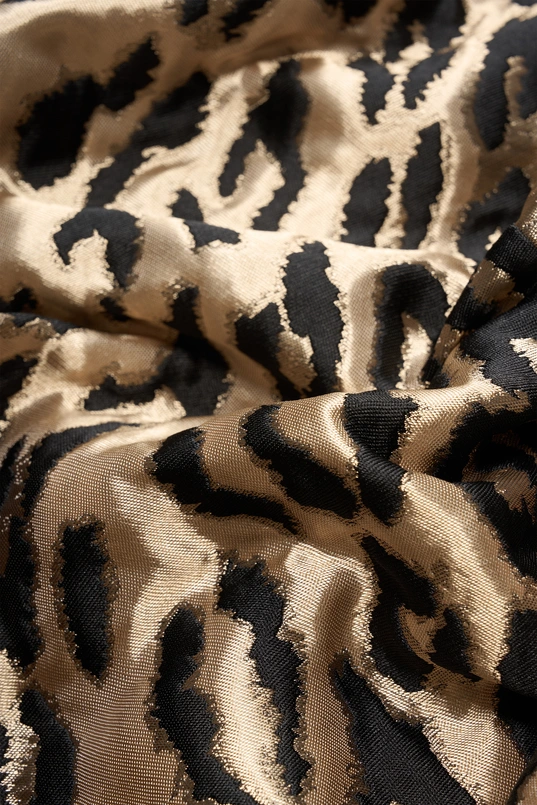 Jaquard jasje met luipaardprint