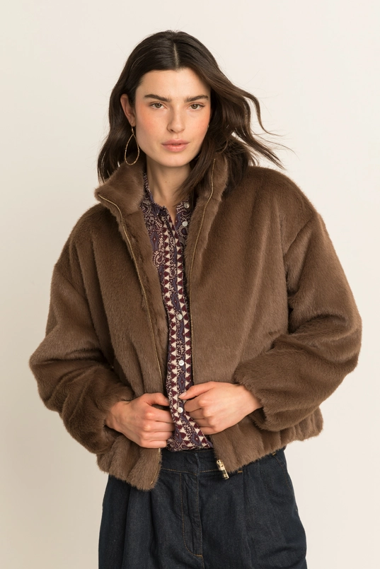 Kort faux fur jack