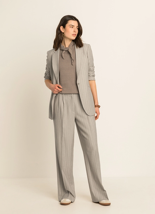 LOOK - 001