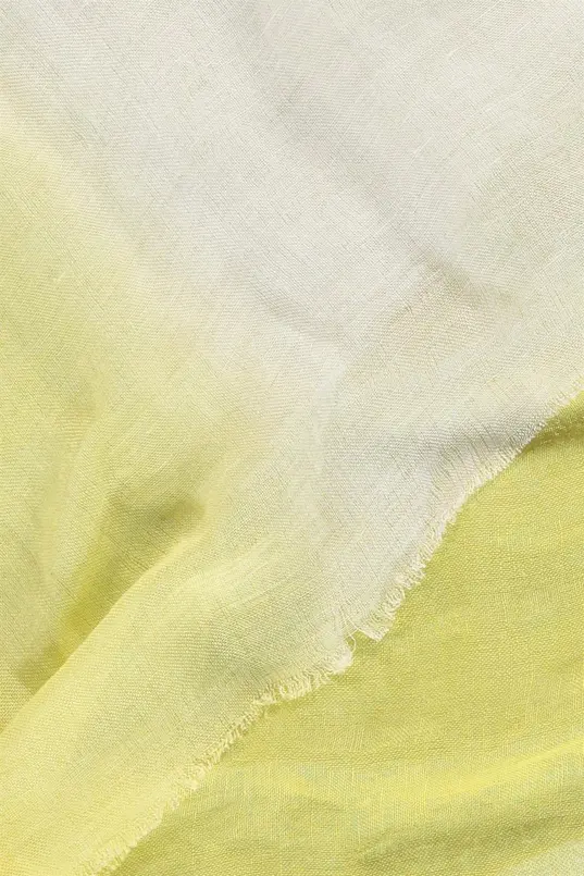 Shawl dip-dyed
