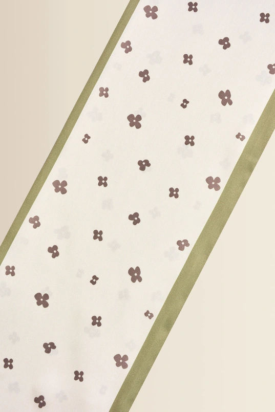 Shawl met bloemendessin