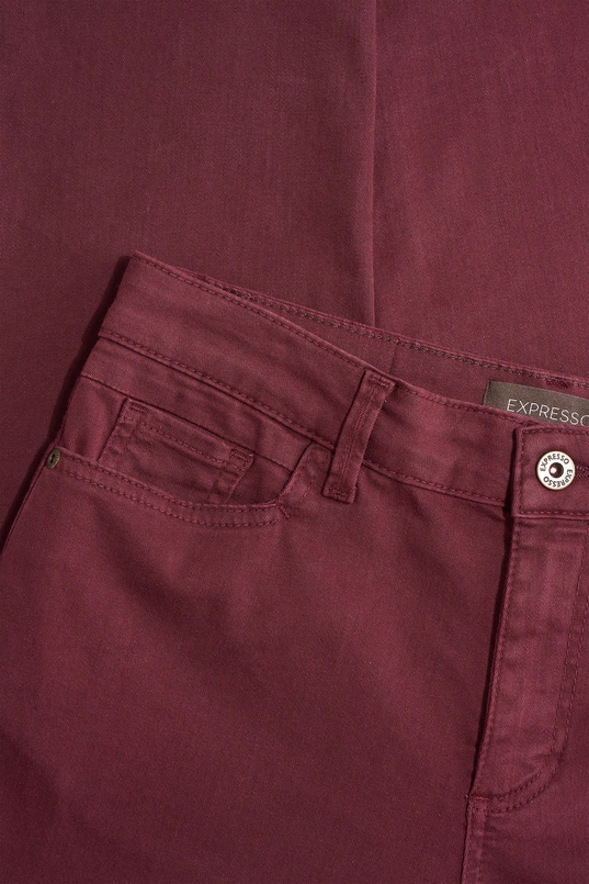 Slim fit jeans