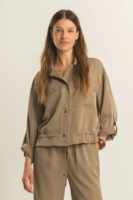 Soepelvallend blouse jasje