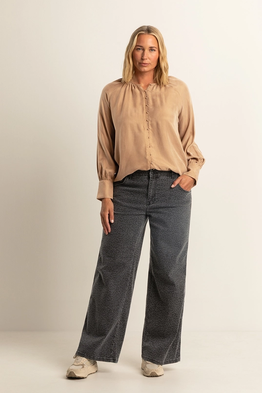 Soepelvallende blouse