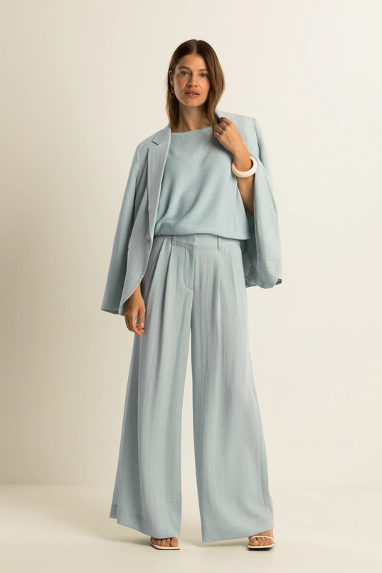 Soepelvallende broek met plooien