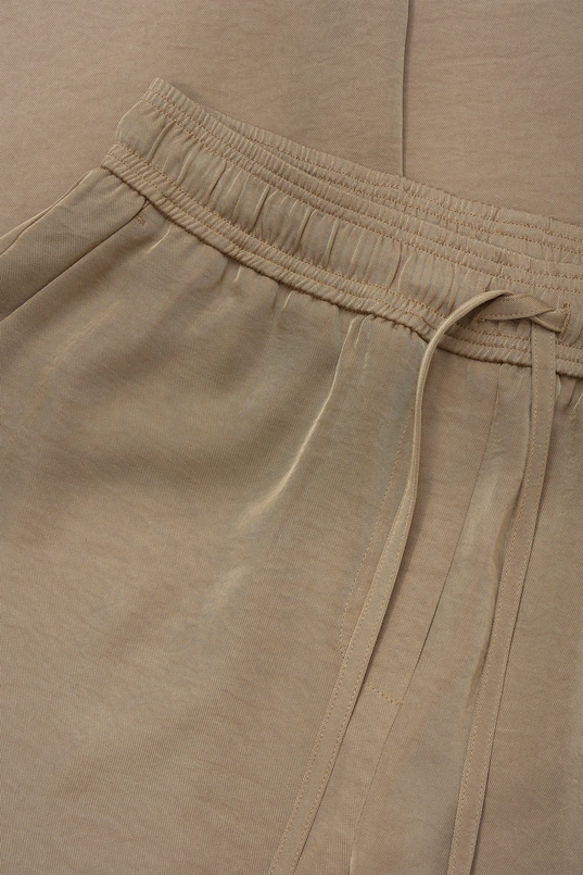 Soepelvallende broek