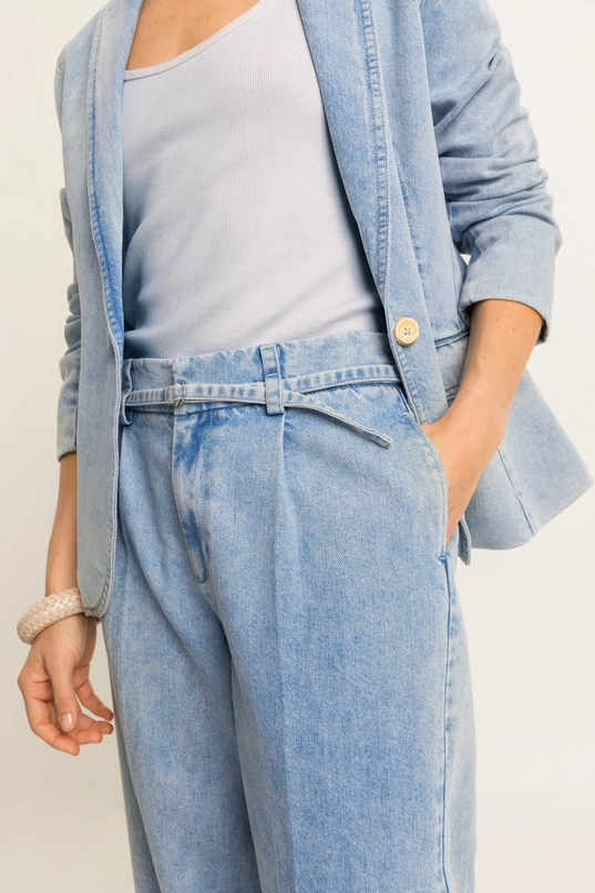 Soepelvallende denim