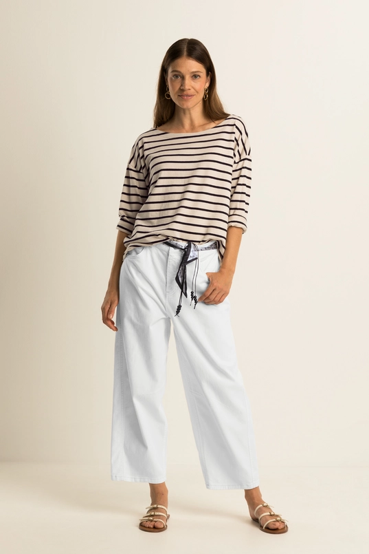 Soepelvallende top met strepen