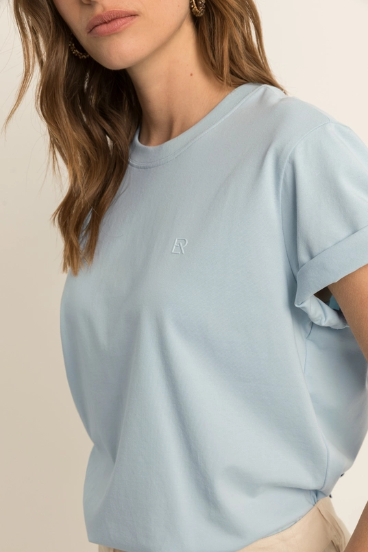 T-shirt met reliëf logo