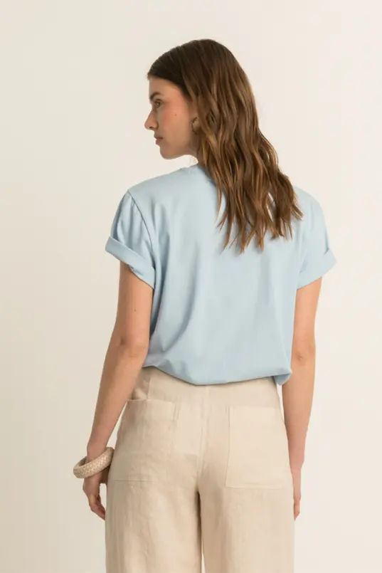 T-shirt met reliëf logo