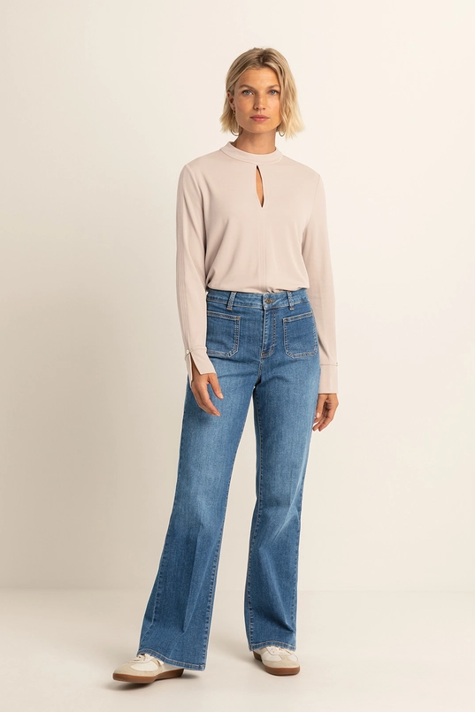 Top met keyhole-detail