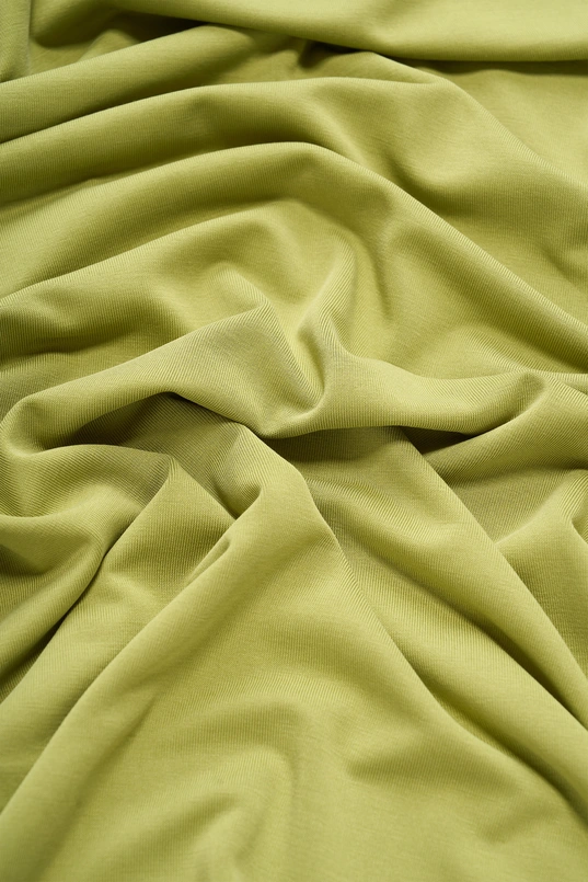 Top met schouderplooien