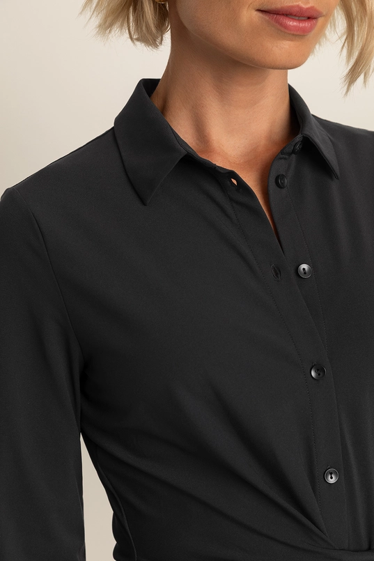 Travel jurk met knoopdetail