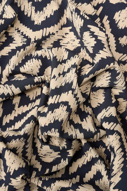 Travel top met V-hals