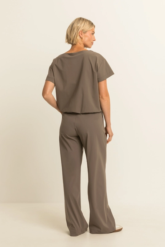 Travelbroek met wijde pijpen