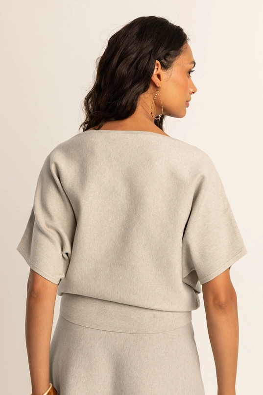 Trui met vleermuismouwen