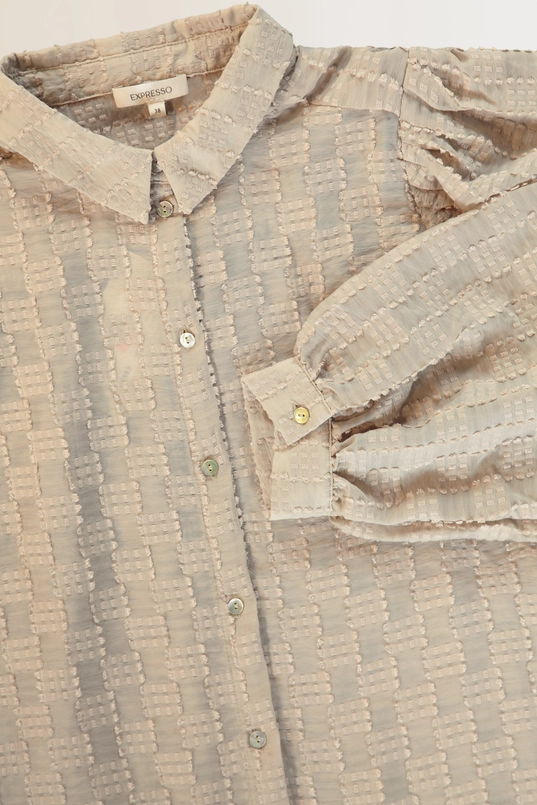 Volumineuze blouse met structuur