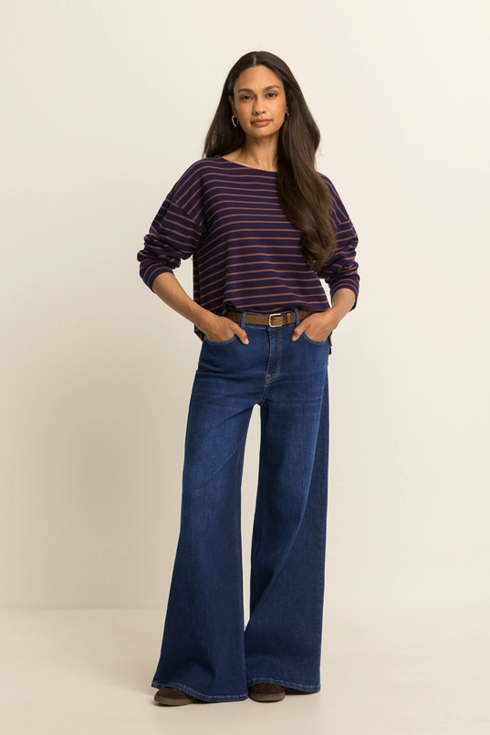 Wide leg jeans