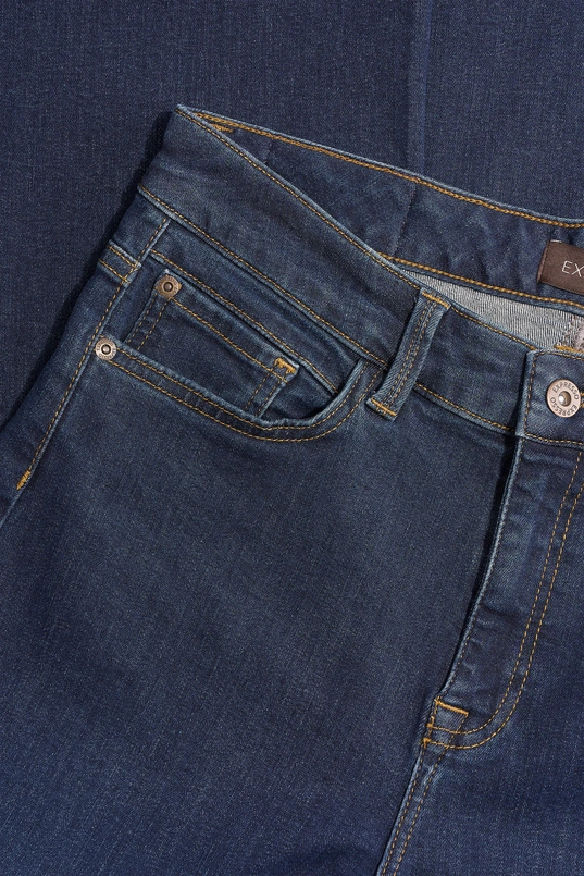 Wide leg jeans