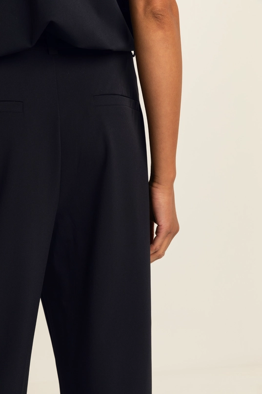 Wijde travelbroek met ceintuur